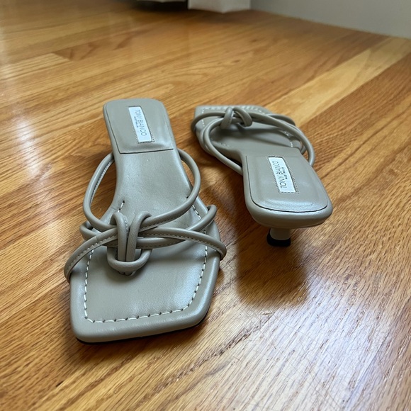 Tony Bianco Tuscany Mule in Stone - Picture 5 of 7